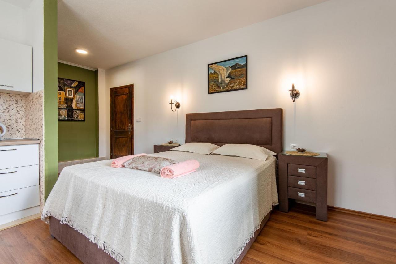 Apartments And Spa Miona Virpazar Luaran gambar