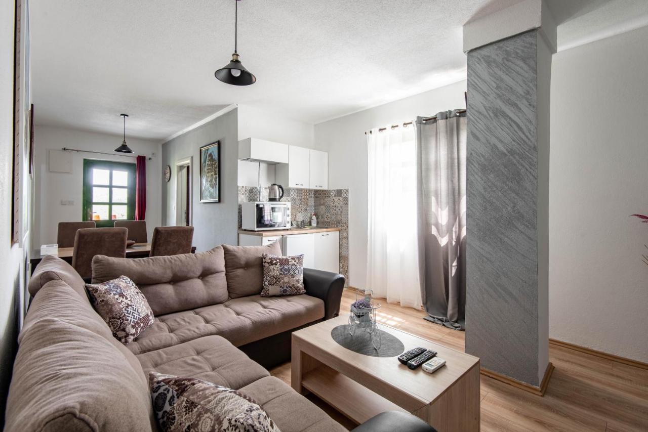 Apartments And Spa Miona Virpazar Luaran gambar