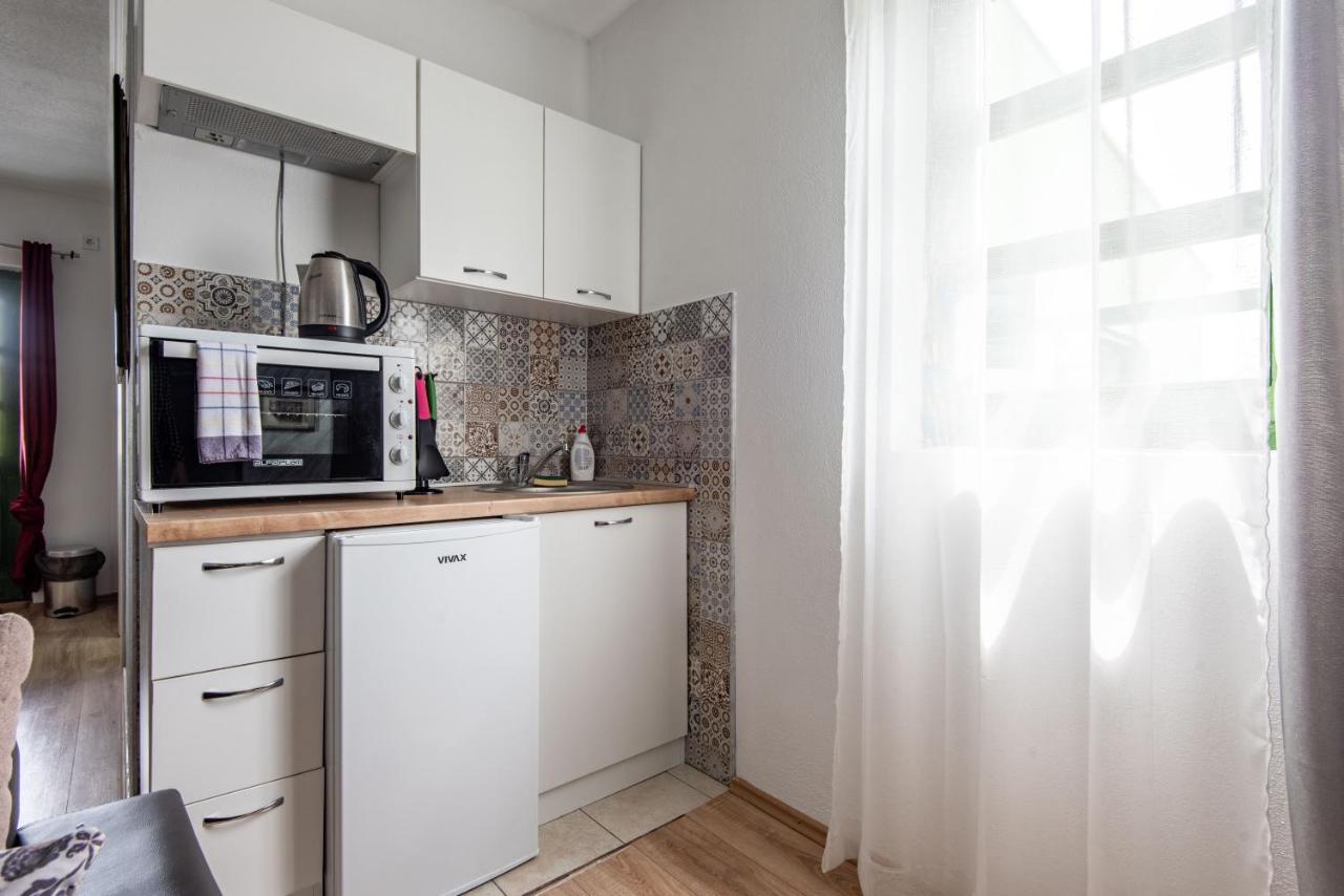 Apartments And Spa Miona Virpazar Luaran gambar
