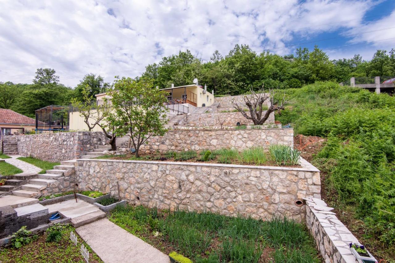 Apartments And Spa Miona Virpazar Luaran gambar