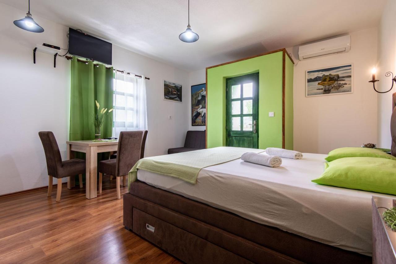 Apartments And Spa Miona Virpazar Luaran gambar