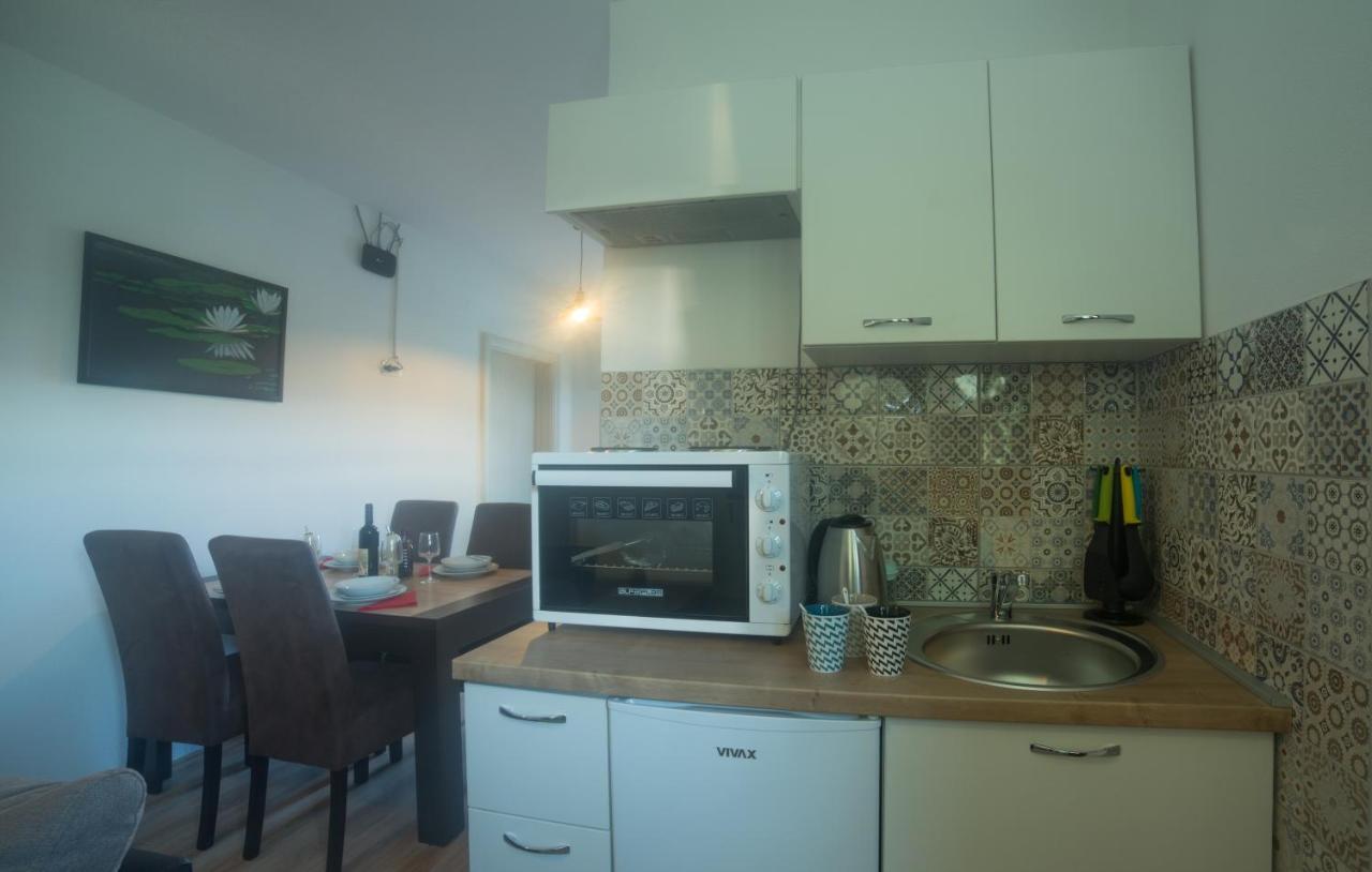 Apartments And Spa Miona Virpazar Luaran gambar
